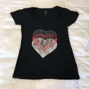 DC short sleeve V-neck T-shirt.